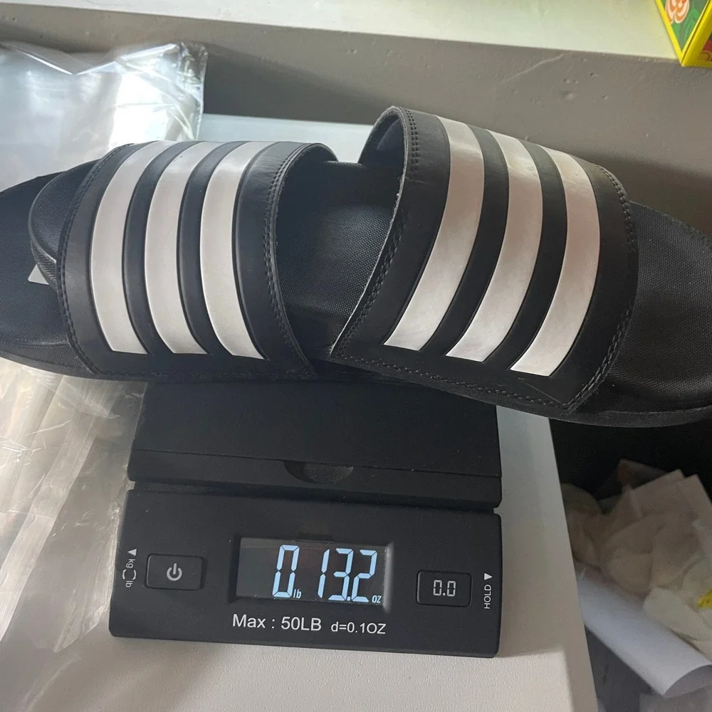 Adidas Mens Adilette Comfort Slide Sandals Size 10 Black GZ5891 Sporty Gym